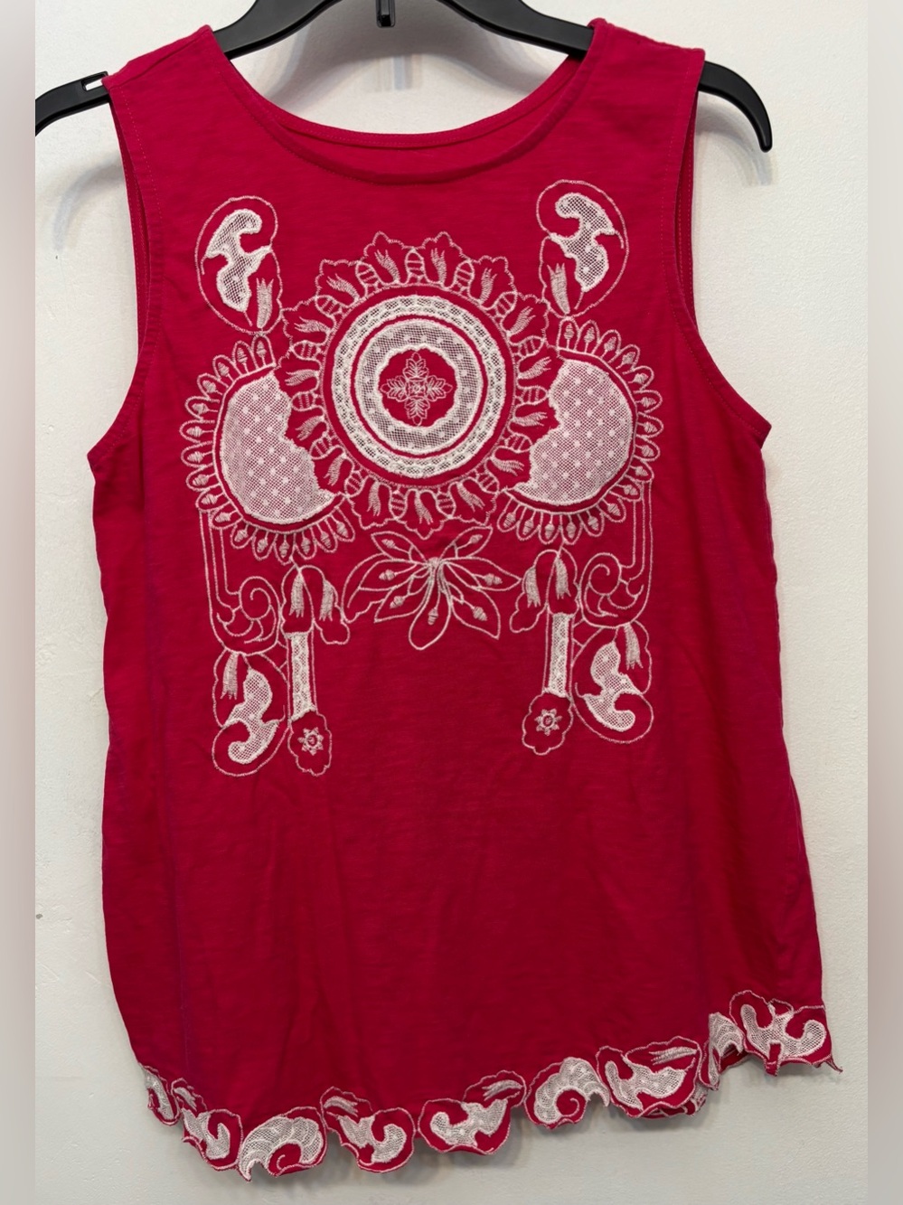 Soft Surroundings Pink & White Embroidered Sleeveless Top Womens Size Small